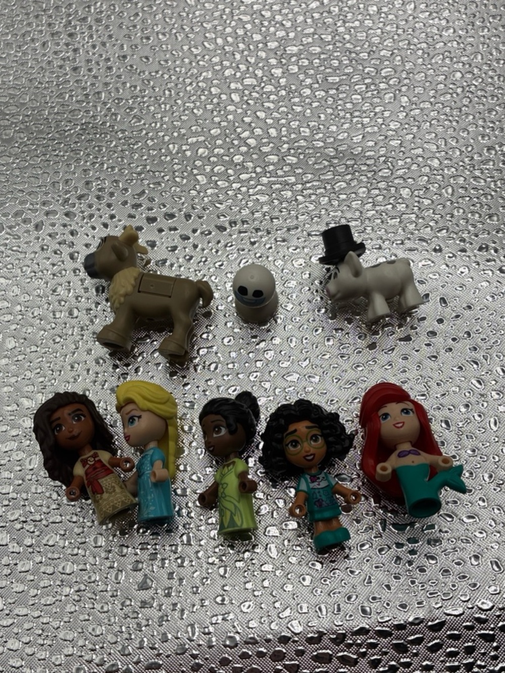 Lego Princess Mini Figurine Set - Red, Green, Blonde, Brown, Black, White, Tan
